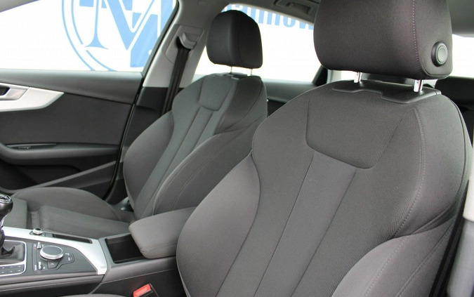 Audi A4 cena 78900 przebieg: 45000, rok produkcji 2017 z Obrzycko małe 232